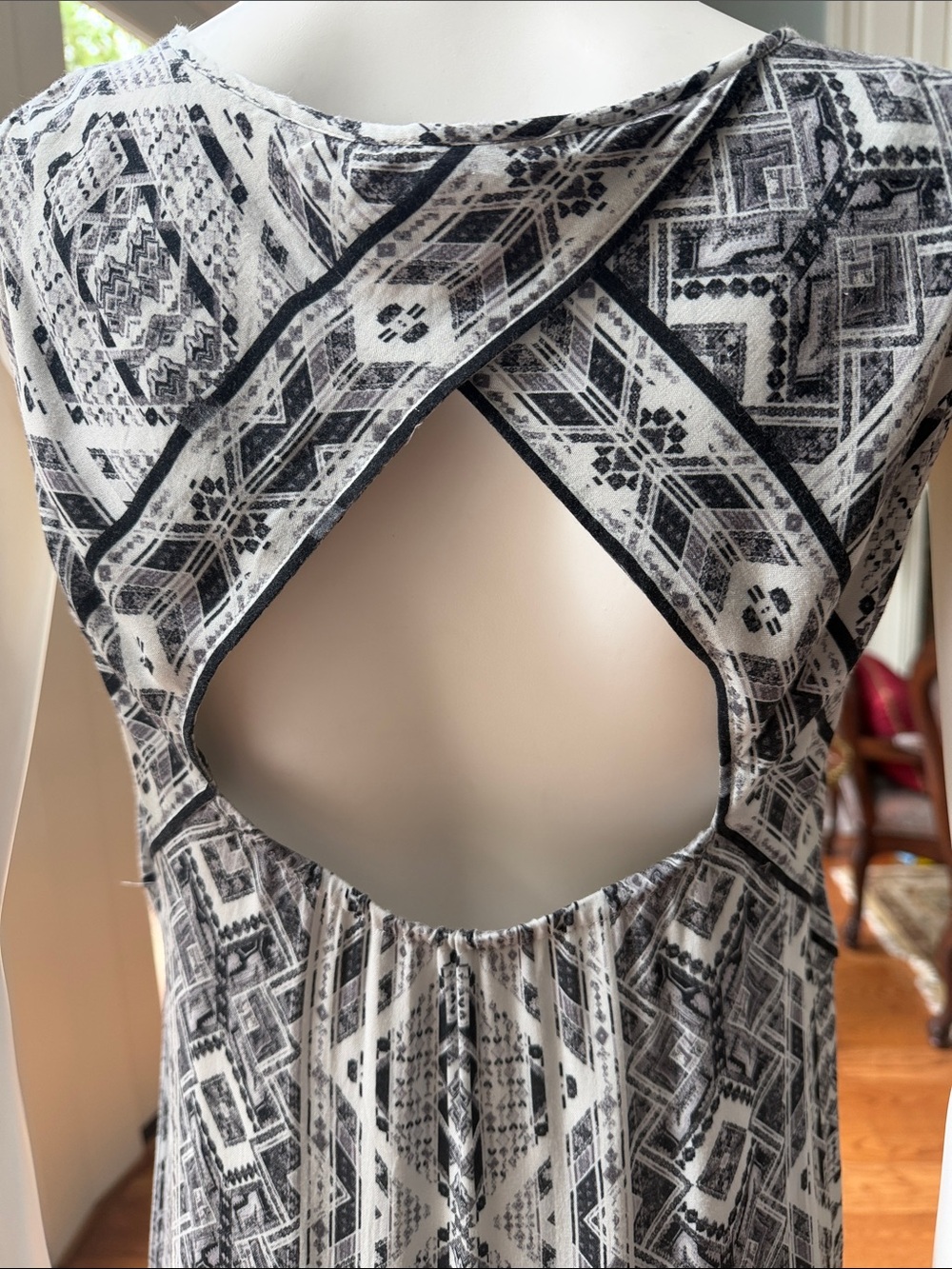 Splendid Black and White Printed Maxi Dress - Picture 8 of 12